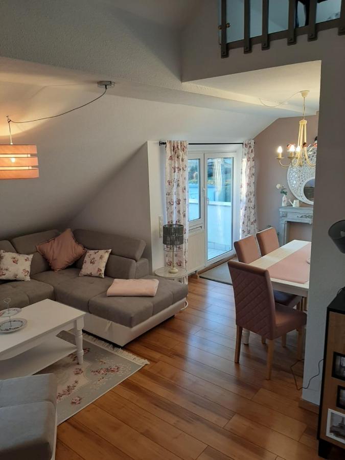 Auszeit Rheingauer Rosengasse Apartment Johannisberg ภายนอก รูปภาพ